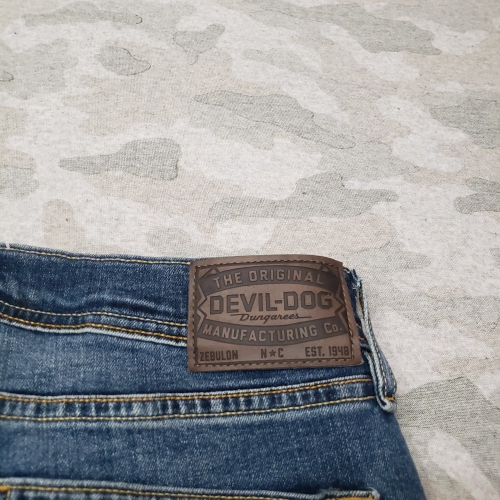 Devil Dog Jeans Mens 32x34 Blue Whiskered Denim Medium Wash Athletic Fit - Picture 10 of 11